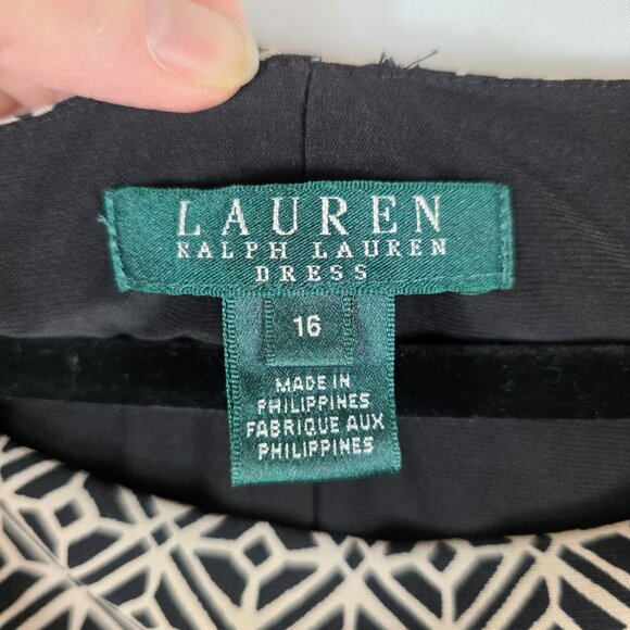 Lauren Ralph Lauren Ruched Sheath Dress Women's Size 16 Black & Tan Geo Print - Picture 9 of 15